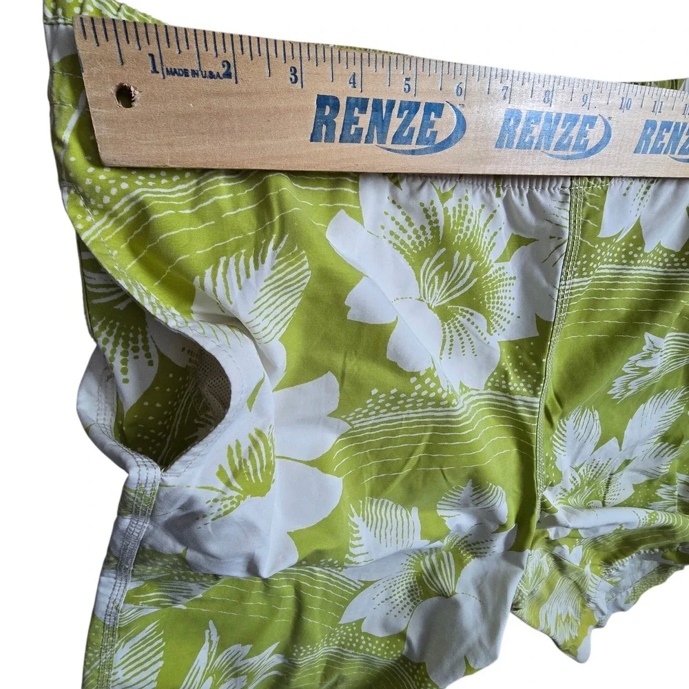 Tommy Bahama Relax Mens Lime Green Floral Hibiscus Swim Trunks Board Shorts‎ L